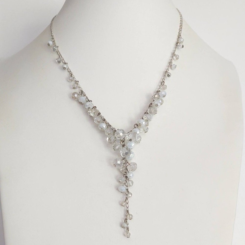 Clear and opalescent beaded Y necklace